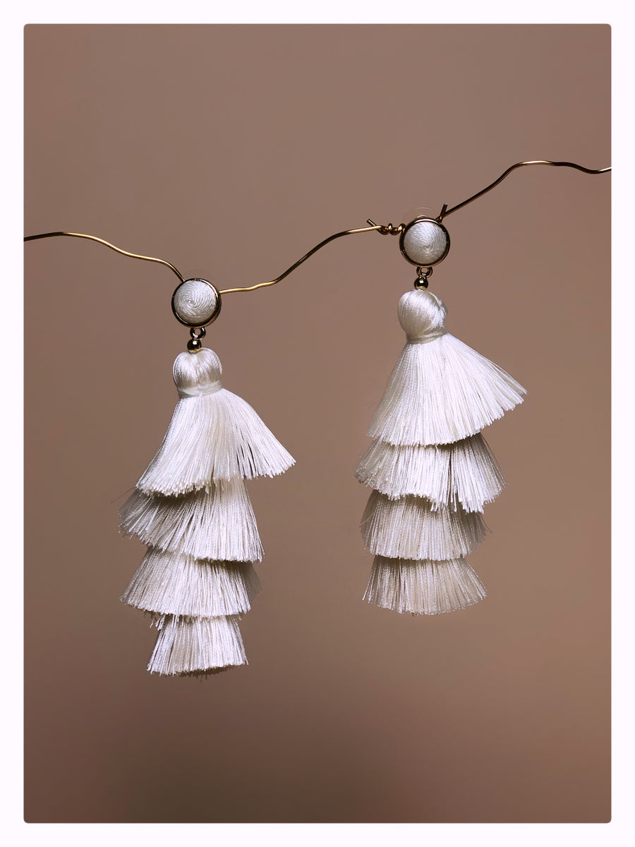 |Ivory Tiered Thread Tassel Earrings|